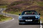Porsche 911 Targa 4 GTS 2017 года (UK)